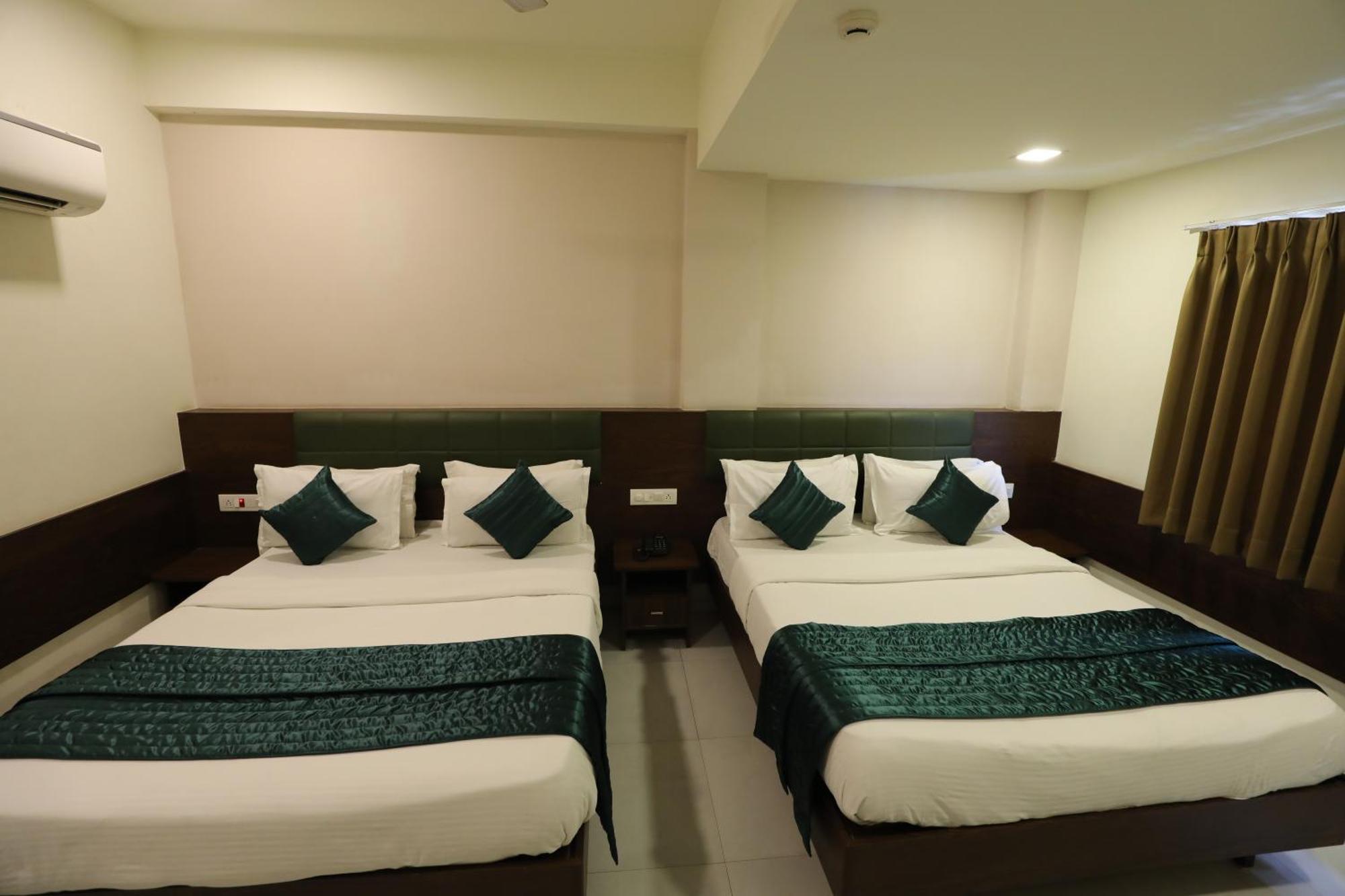 Greenotel Rooms Hazira, Surat Luaran gambar